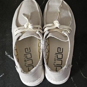 Hey Dude Women's Cream Loafers